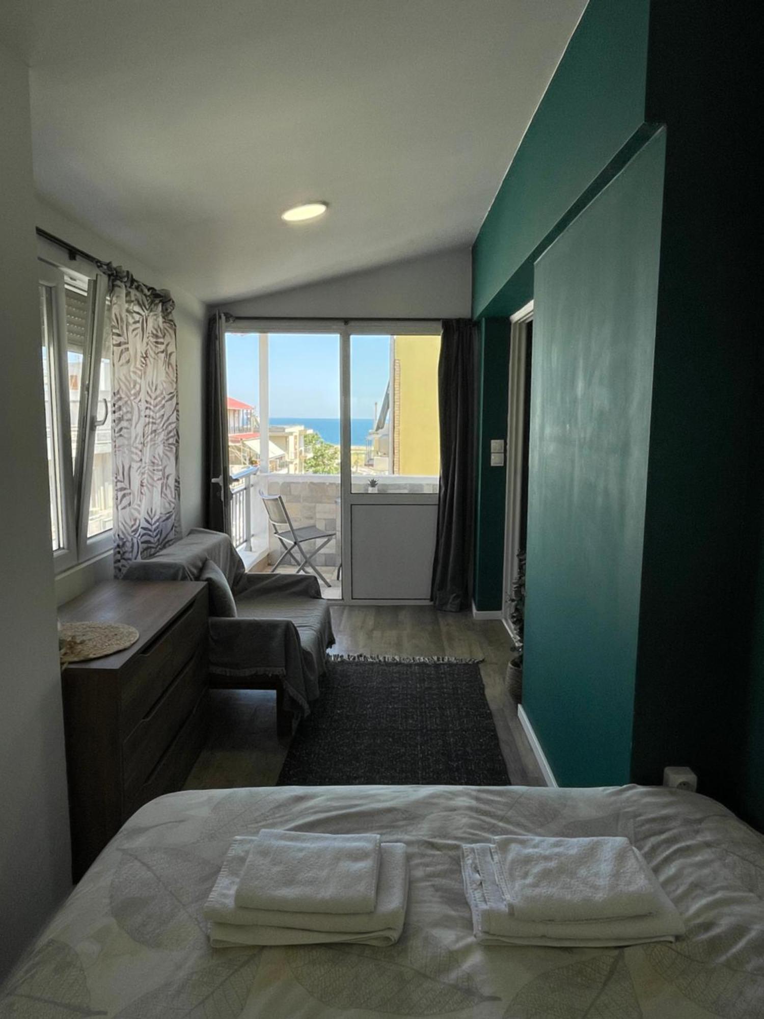 Lux Apartment 10M From Center Александруполис Екстериор снимка
